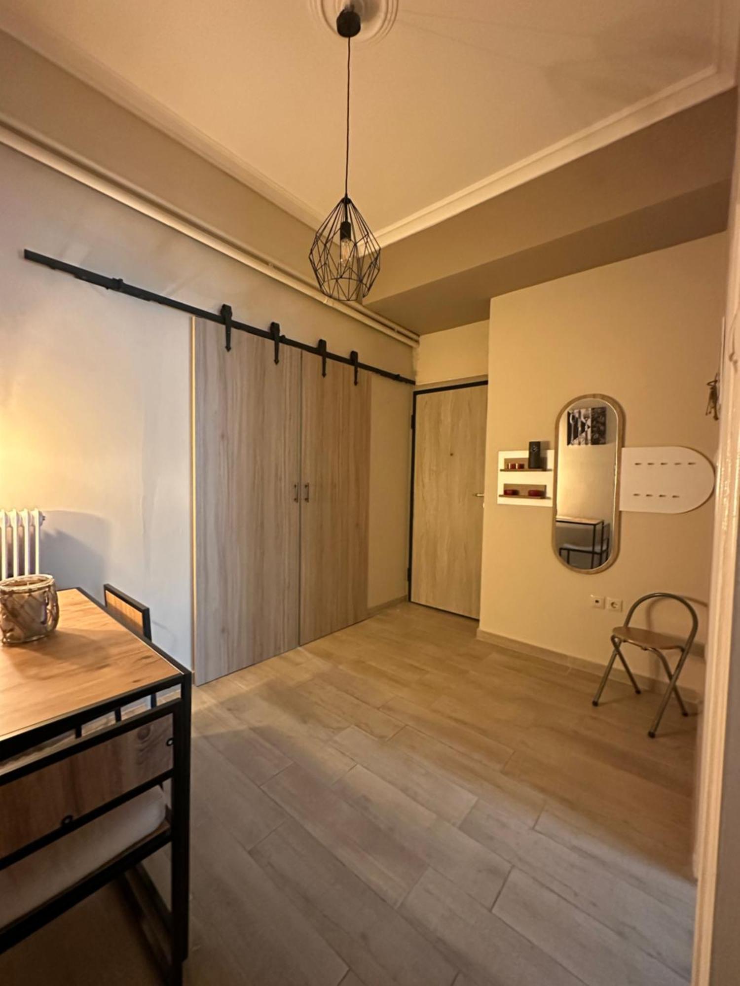 Apartamento Ζεστή Φωλίτσα Στο Κέντρο. Atenas Exterior foto